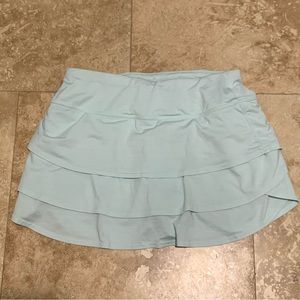 Athleta mint green Swagger skirt/skort Small
